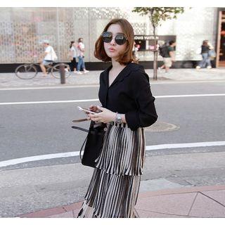 Scallop-collared Blouse