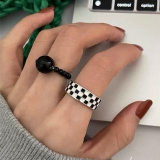 Set: Chiffon Alloy Ring + Bead Alloy Ring Set Of 2 Pcs - Black & White - One Size