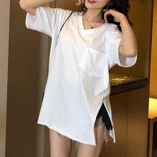 V-neck Short-sleeve Slit T-shirt