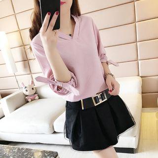 3/4-sleeve Bow-cuff V-neck Top