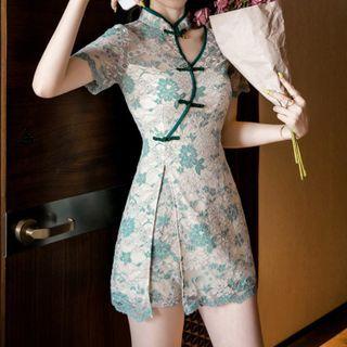 Set: Short-sleeve Cutout Lace Slit Qipao Top + Shorts