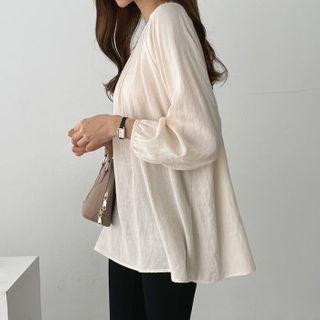 Raglan Keyhole-back Blouse