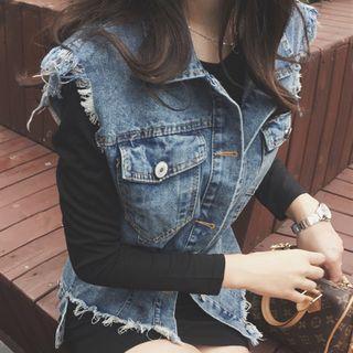 Plain Long-sleeve T-shirt / Frayed Denim Vest With Belt