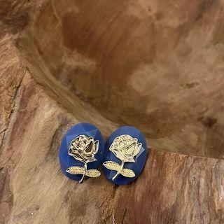 Rose Alloy Resin Earring