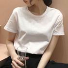 White Round-neck Short-sleeve T-shirt