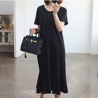 Short-sleeve Ruffle Hem Midi T-shirt Dress