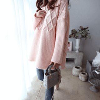 V-neck Textured Knit Top