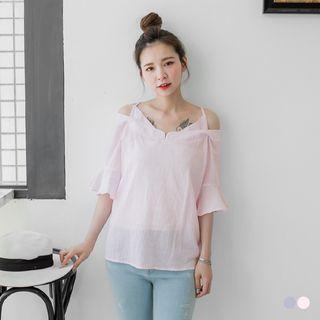3/4-sleeve Layered Cold-shoulder Top