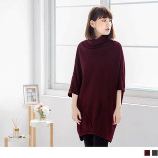 Batwing Sleeve Turtleneck Tunic Top