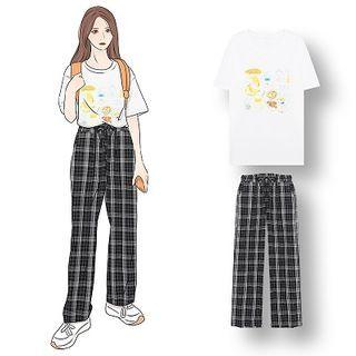Printed Short-sleeve T-shirt / Plaid Straight-fit Pants