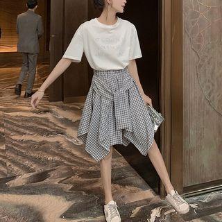 Set: Short-sleeve Lettering T-shirt + Asymmetric Plaid Skirt