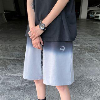 Gradient Smiley Face Straight Cut Shorts