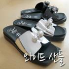 Faux-leather Appliqu  Mules