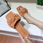 Square-toe Bow Sandals