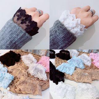 Lace Cuff