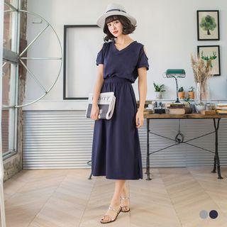 Cutout Short-sleeve V-neck Cotton A-line Midi Dress