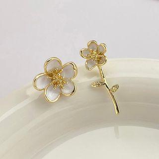 Flower Asymmetrical Alloy Earring 1 Pair - Stud Earring - S925 Silver Needle - Gold - One Size
