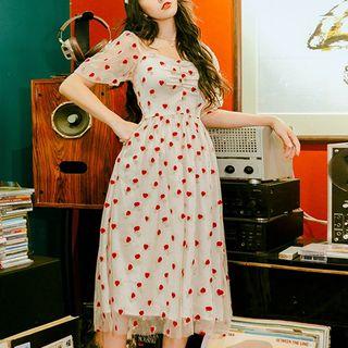 Short-sleeve Rose Embroidery Dress