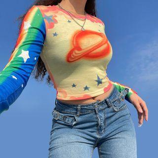 Planet Printed Round Neck Long Sleeve Skinny Cropped Top