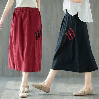 Frog-button Detail Midi Skirt