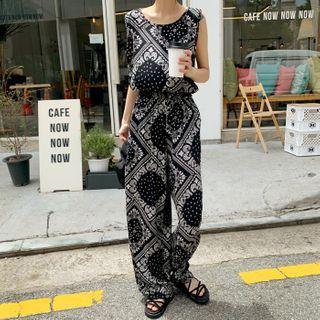Paisley Set: Sleeveless Top + Wide-leg Pants