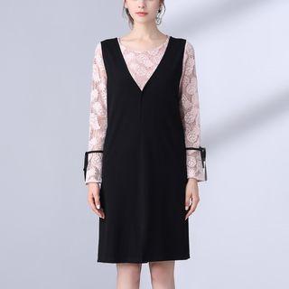 Set: Lace Top + V-neck Shift Dress