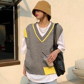 Contrast Panel Sweater Vest