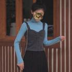 Turtleneck Long-sleeve T-shirt / Buttoned Knit Camisole