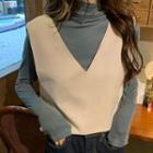 V-neck Vest / Turtleneck Long-sleeve Top