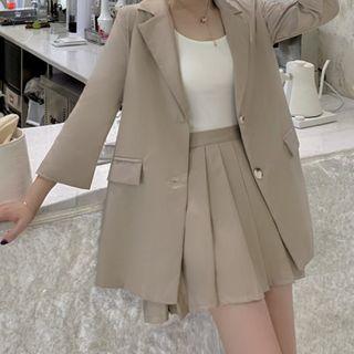 Plain Single-breasted 3/4-sleeve Blazer / High-waist Mini Pleated Skirt