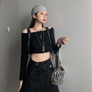 Long-sleeve Cold-shoulder Zipped Cropped T-shirt