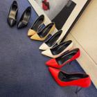 Pointy-toe Pin-heel Stiletto Pumps