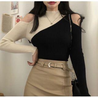 Mock-neck Two Tone Cold Shoulder Knit Top