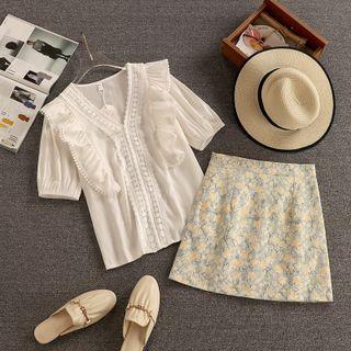 Set: Short-sleeve Ruffled Blouse + Floral Print A-line Skirt