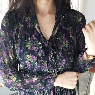Lavender Print Crinkled Midi Chiffon Dress