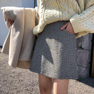 Houndstooth A-line Skirt / Straight-cut Pants