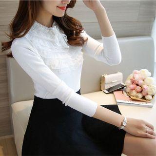 Lace Collar Knit Pullover