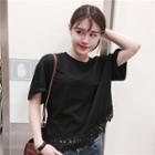 Crochet Hem Short Sleeve Cropped T-shirt