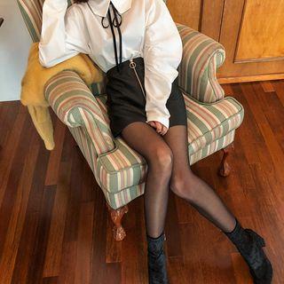 Balloon-sleeve Button-back Blouse With Tie