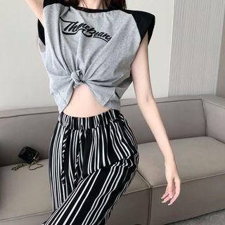 Short-sleeve Lettering Raglan T-shirt / Striped Wide Leg Pants