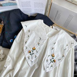 Collar-details Embroidered Loose Blouse