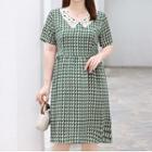 Short-sleeve Lace Collar Print A-line Dress