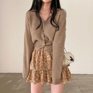 Ribbed Knit Cardigan / Flower Print Mini Tiered Skirt
