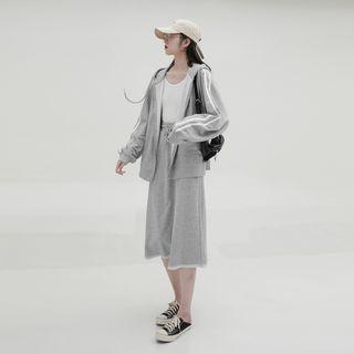 Hooded Zip Jacket / Midi A-line Skirt