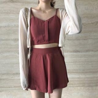 Light Jacket / Set: Camisole Top + Shorts