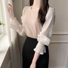 Contrast Shirred-sleeve Top