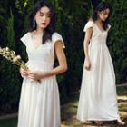 Open-back V-neck Maxi Dress