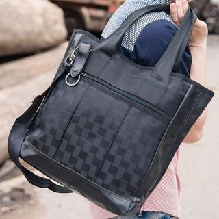 Two-tone Patterned Tote