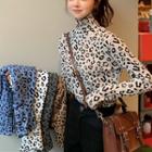 Turtleneck Leopard Patterned Long-sleeve Knit Top