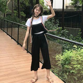 Sports Set : Spaghetti Strap Top + Capri Pants